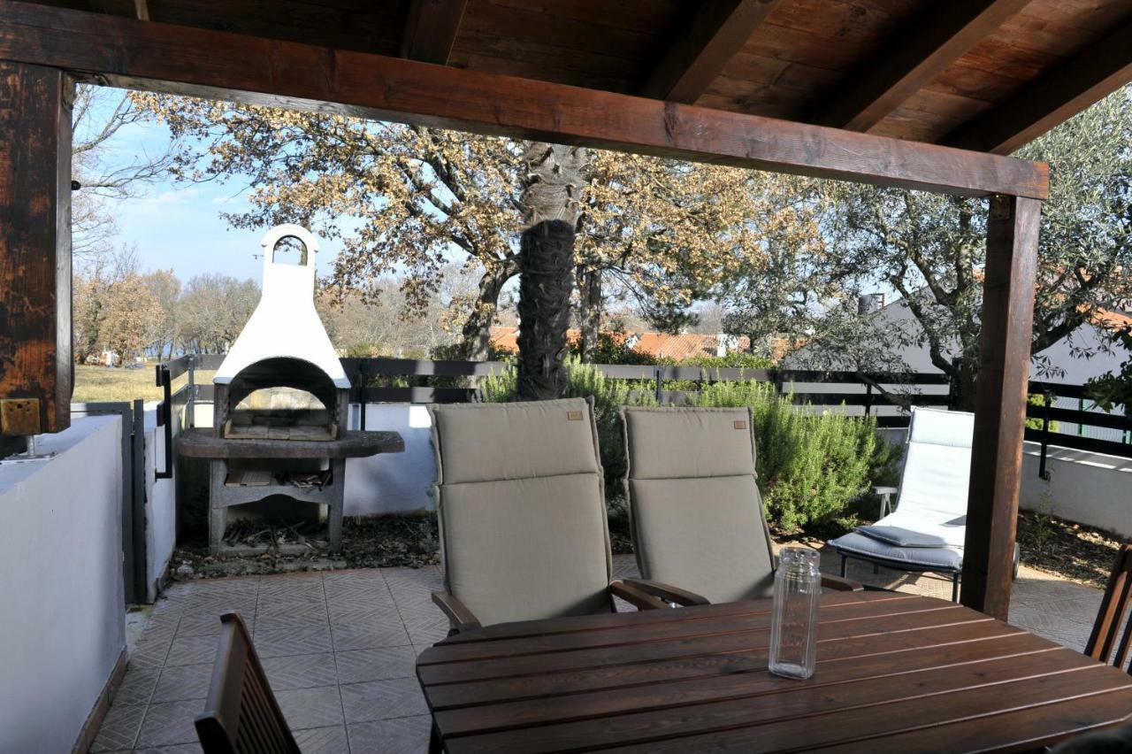 Holiday House Lena بوريتش المظهر الخارجي الصورة